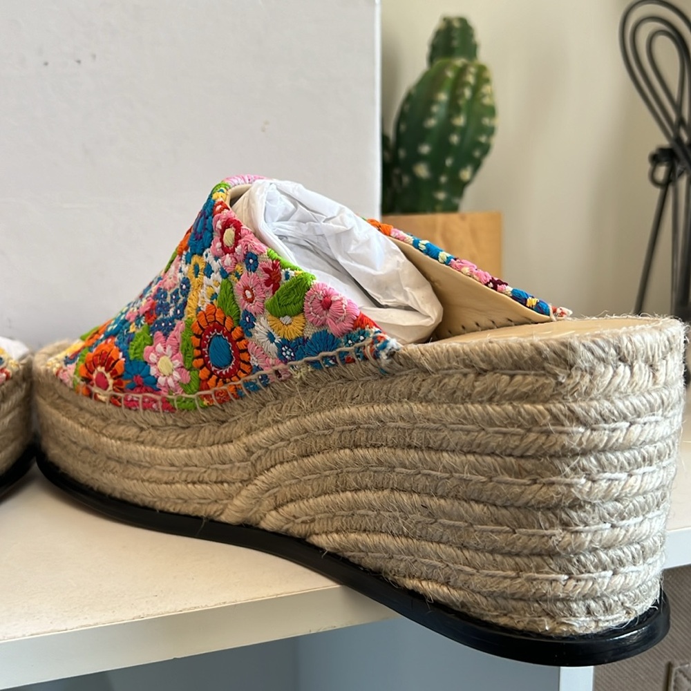 Authentic New Loewe Petal Espadrille Size 38/US 8 - Picture 8 of 16